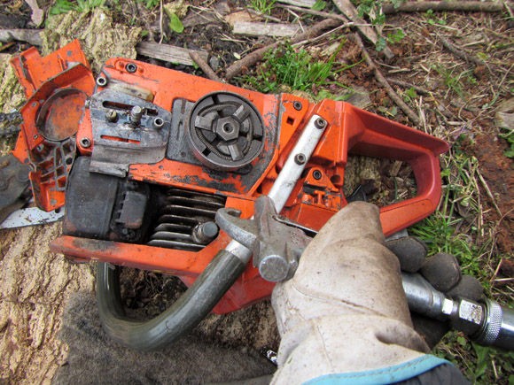 ハスクバーナ 254xp チェンソー