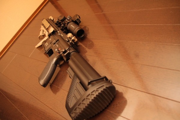 東京マルイ 次世代電動ガン HK416Dにショートスコープ取り付け VECTOR