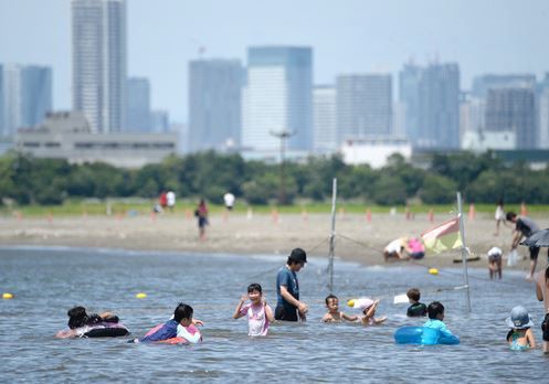 葛西海浜公園 ２３区内で海水浴場 ５０年ぶりに復活 Nkurabay001