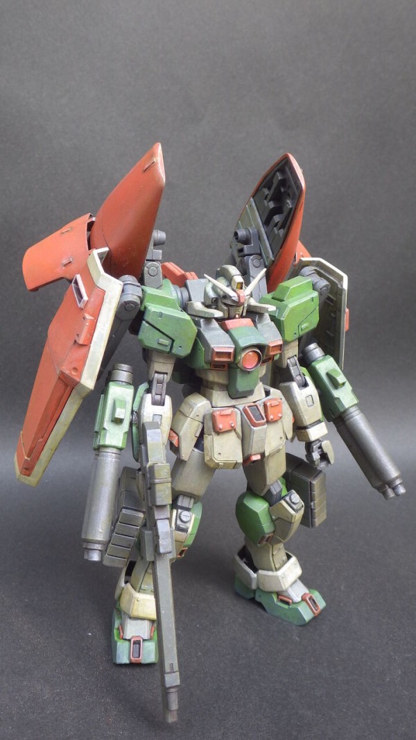 バンダイ ガンダムレオパルド ダ ヴィンチ改造 完成してます エンダー模型同好会
