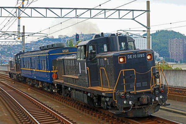 DE10 1195 ＋マヤ34-2009 セット マヤ34 2009が日豊本線を検測｜鉄道ニュース｜2024年5月19日掲載