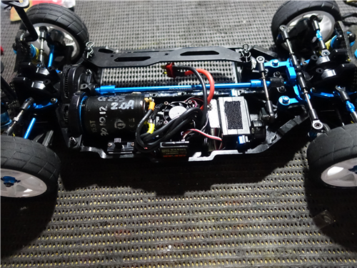 TBLE-04SRとTBLE03Sを走り比べてみた : ひろやんのRC日記