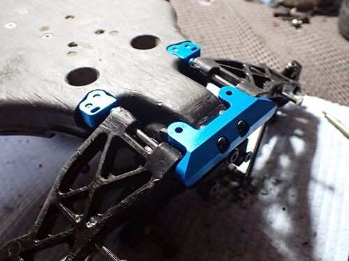 稼働率高めのDB01に青いOP投入 : ひろやんのRC日記