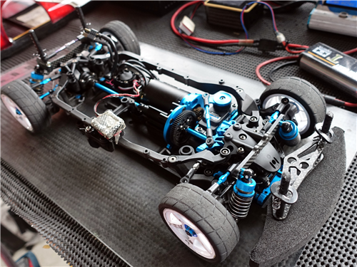 ホビーラジコン tt02srx TT02SRXの特性は？ | ロックウェーブ 店主ブログ