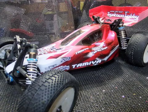 TRF201のリニューアルが止まらない : ひろやんのRC日記