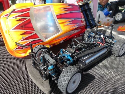 TT-02SとTT-02ラリーで親子ラジ＠タミサ10月 : ひろやんのRC日記