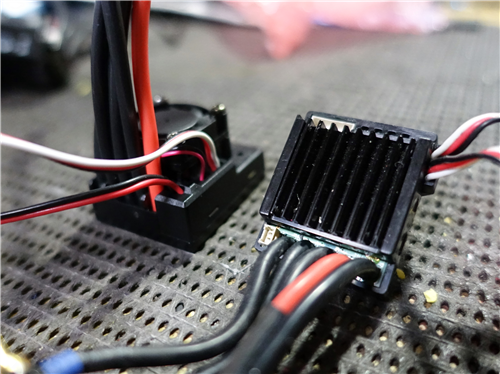 TBLE-04SRとTBLE03Sを走り比べてみた : ひろやんのRC日記