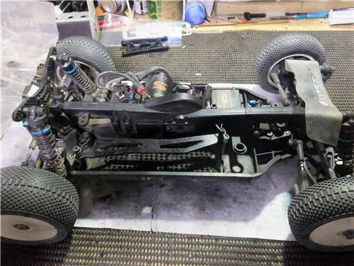 DB01にセンターワンウェイ入れてみた : ひろやんのRC日記 DB01にセンターワンウェイ入れてみた : ひろやんのRC日記