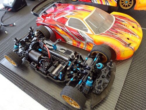 タミヤ TA08R仕様 タミヤTA08R仕様！ tamiya TA08R 完成とタミヤグランプリ