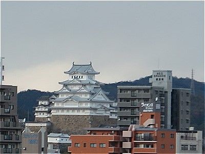 15 兵庫 新幹線から見る姫路城 キラキラ80代のおひとりさまの旅と生活 のぶこトラベル 1