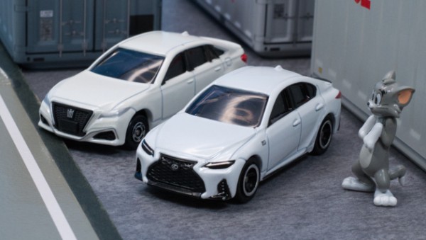 レビュー トミカ No.100 レクサス IS 350 F SPORT : ミニカー沼