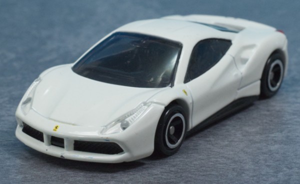 レビュー トミカ フェラーリ 488 GTB（フェラーリセット