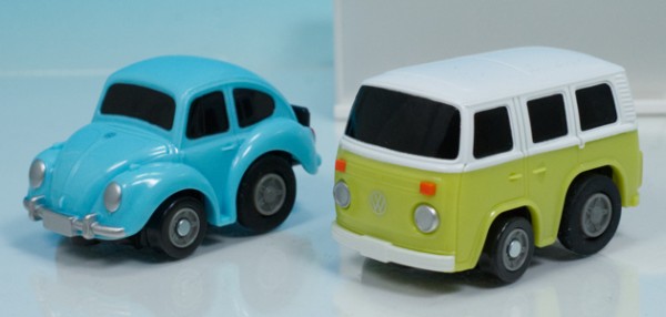 チョロＱタイプ　ミニカー　フォルクスワーゲン　オープンカー　コカ・コーラ Amazon | Motor City Classicsコカ・コーラダイカスト