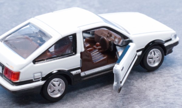 レビュー トミカプレミアム 25 トヨタ カローラ レビン（発売