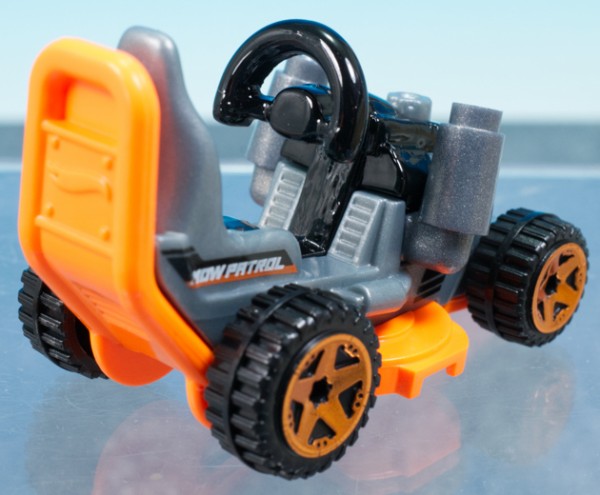 ホットウィール GRASS CHOMPER Amazon.com: Hot Wheels Grass Chomper