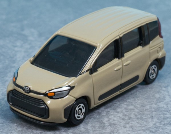 Amazon | ミニカー シエンタ 白 店頭レプリカ | ミニカー・ダイ
