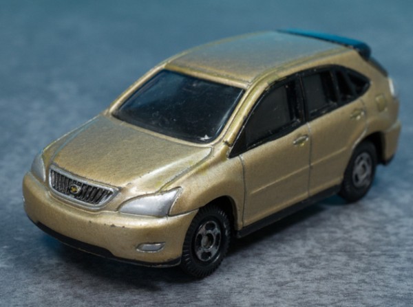 レビュー トミカ No.62 トヨタ ハリアー : ミニカー沼