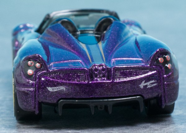 ホットウィール RLC パガーニ ウアイラ。 RLC Exclusive '21 Pagani Huayra R | Mattel Creations