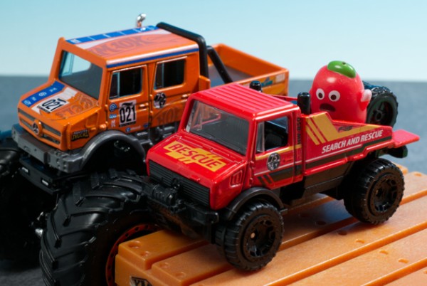 レビュー ホットウィール モンスタートラック メルセデス