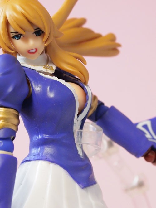 リボルテック クイーンズブレイド 異端審問官シギィ 海洋堂 リボルテック クイーンズブレイド No.014EX 異端審問官シギィ 2P