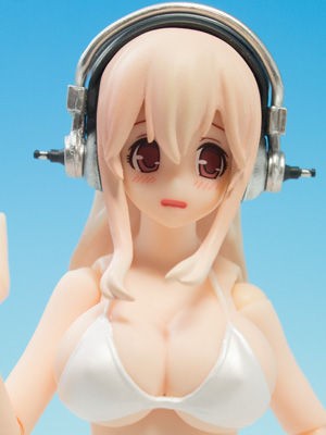 figma すーぱーそに子 水着Ver.付(初回限定版) そにアニ(1) 付き Amazon.co.jp: アニメオリジナルfigmaすーぱーそに子 水着Ver.付