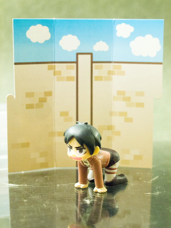 プチレビュー ローソン限定 ワンダ「進撃の巨人 組体操フィギュア