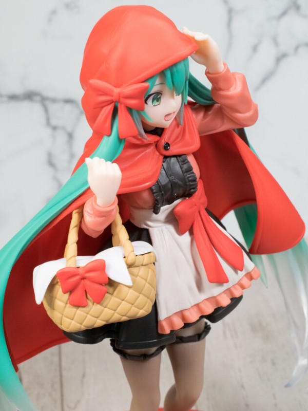 レビュー タイトー 初音ミク Wonderland フィギュア 赤ずきん