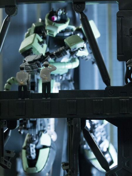 ガンプラ作ろう！RG 1/144 MS-06F 量産型ザク おまけ編 : ふぃぎゅる！