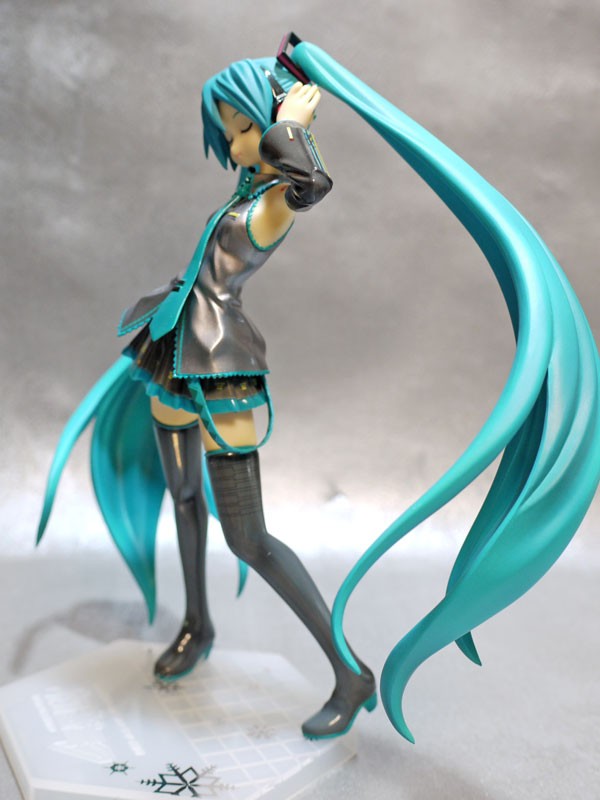 GOOD SMILE COMPANY - 初音ミク CMver. キャラクター・ボーカル・シリーズ01 初音ミク 1/8 完成品 フィギュア ワンフェス2009夏&amp;GOODSMILE ONLINE SHOP限定 グッドスマイルカンパニー GOOD SMILE COMPANY - 初音ミク CMver. キャラクター・ボーカル