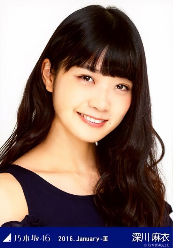 乃木坂46 BLT 生写真 2015 10 深川麻衣 秋元真夏
