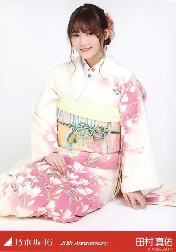 乃木坂46 田村真佑 浴衣 2021 座り 生写真