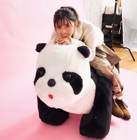 パンダのぬいぐるみに乗る飛鳥ちゃんの写真3連発 可愛いぜ 乃木坂46 乃木坂46まとめ亭
