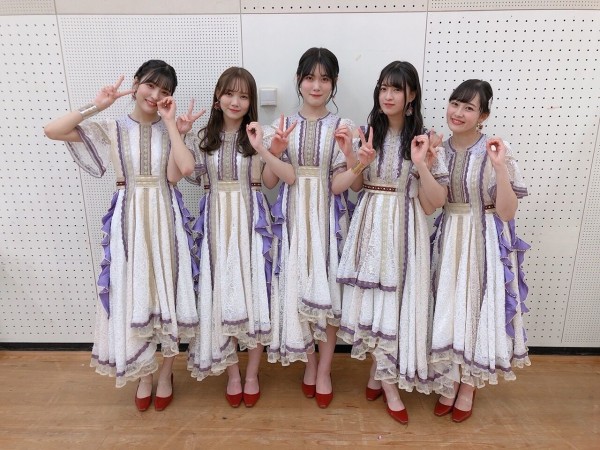 紅白歌合戦のエンディングに参加したのはこの5人だった模様 乃木坂46 乃木坂46まとめ亭