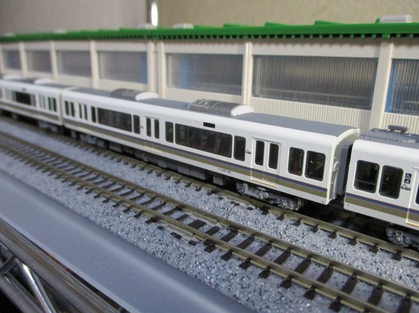 KATO 221系リニューアル車 入線 : 夏島鉄道