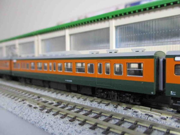 KATO 113系東海道線 8両 KATO 113系2000番台 湘南色(JR仕様) 東海道線 入線 : 夏島鉄道