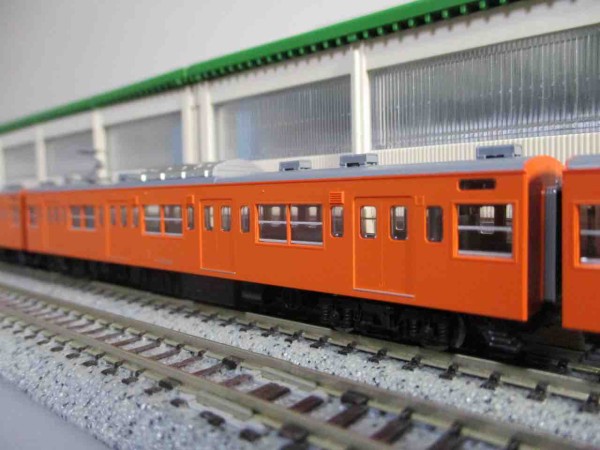TOMIX 201系 中央線 貫通編成 入線 : 夏島鉄道