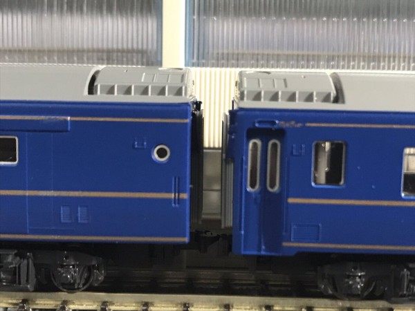KATO EF66 カニ24 オハフ25 【旧製品】傷・汚れ有り　接点磨き済み KATO 「日本海」用のカニ24旧製品 自連化にも挑戦！ | 緩行線