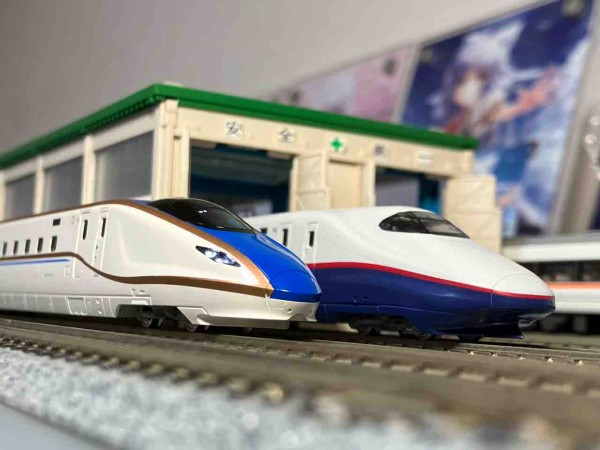 KATO W7系 入線 : 夏島鉄道