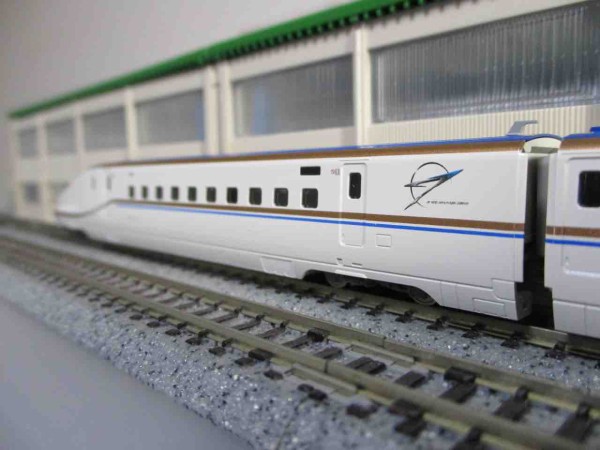 KATO W7系 入線 : 夏島鉄道