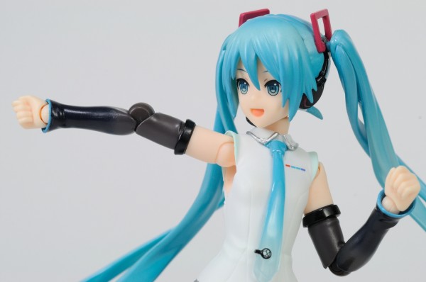 2019/11/24 figma 初音ミク V4X （VOCALOID） : 撮りためろ写真！