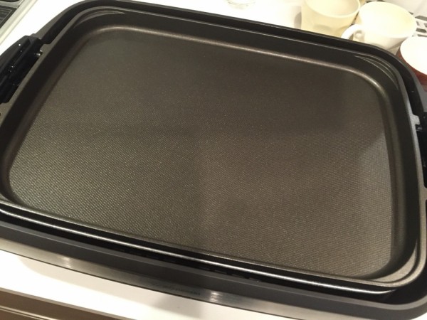 一気にたこ焼き30個！煙が出ない焼肉も！象印ホットプレート「やきやき