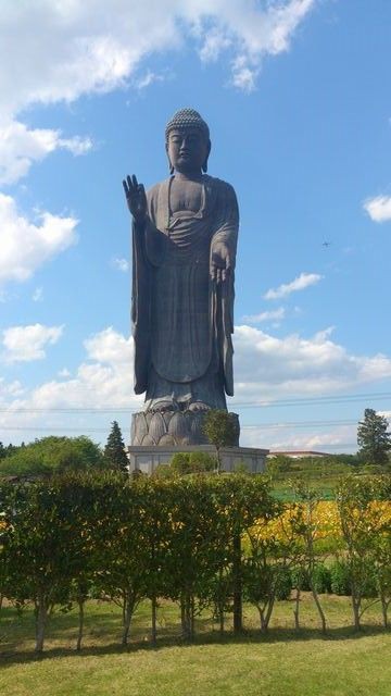 牛久大仏です。 牛久大仏-3 蓮華蔵世界/知恩報徳の世界・台座～仰ぎ見る ☆浄土