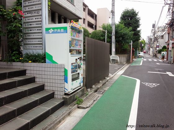 銀杏ヶ丘の近衛兵「近衛歩兵第三連隊赤坂兵営跡」 : 帝都を歩く 銀杏ヶ丘の近衛兵「近衛歩兵第三連隊赤坂兵営跡」 : 帝都を歩く