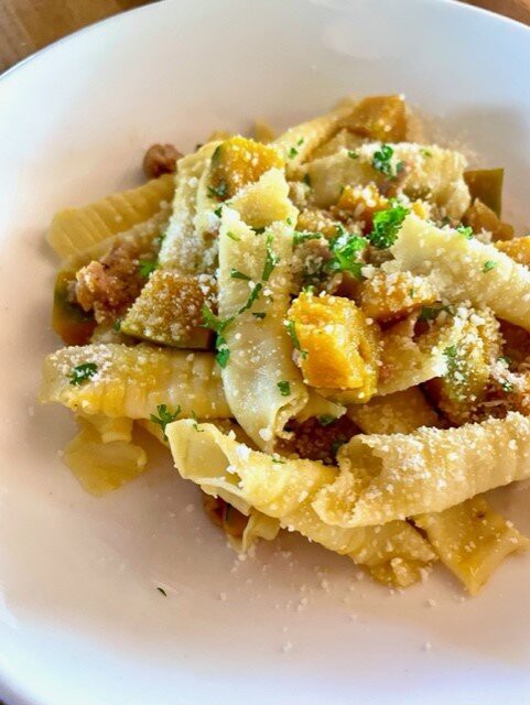 Garganelli alla zucca e salsiccia ガルガネッリ（かぼちゃとサルスィッチャのソース） : おいしいイタリア  Tavola Giappone