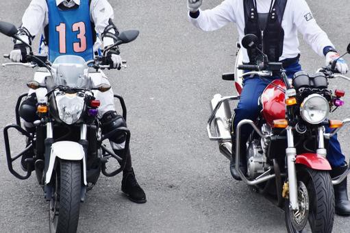 疑問 大学生なんやが車の免許とバイクの免許って先にどっちとればええんや 乗り物速報 疑問 大学生なんやが車の免許とバイクの免許って先にどっちとればええんや 乗り物速報