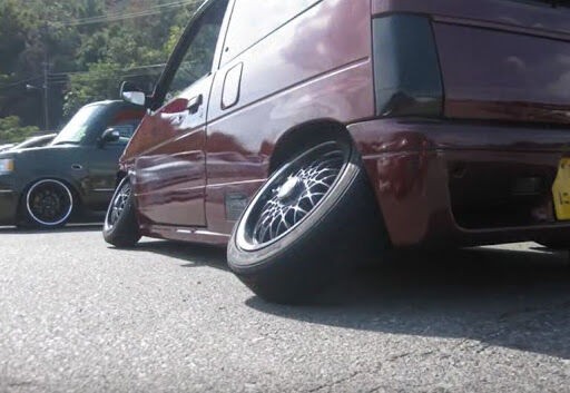 疑問 車でシャコタンにするのって何がいいの 乗り物速報