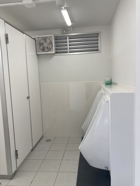 Sのテニス大会トイレ　盗撮 テニスコート前トイレの改修 : 近畿大学附属和歌山高等学校テニス部 ～自機創変～