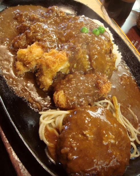 たべった＠大鳥居店（北九州市・若松区） トルコライス（石焼きカレー