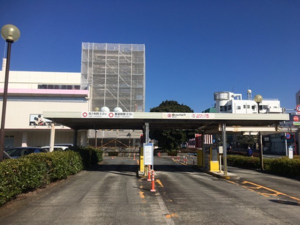 沼津駅周辺駐車場 タイムズイシバシプラザ1235台 駐車後24時間最大料金あり 出口がここにあったの知ってる 沼津つーしん