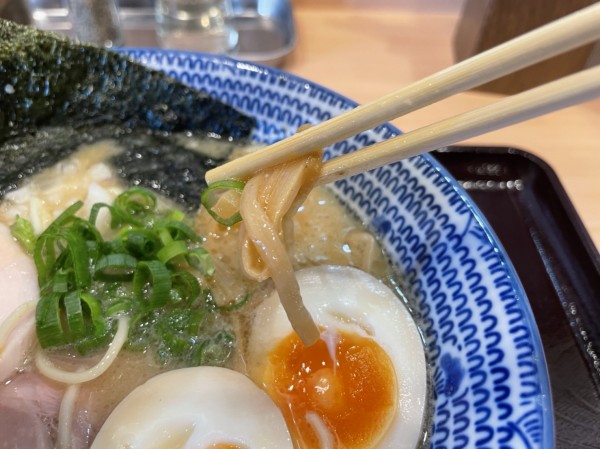 開店】筒井町公園の近くの濃厚鶏そば麺屋「尽の絃～じんのいと～」で